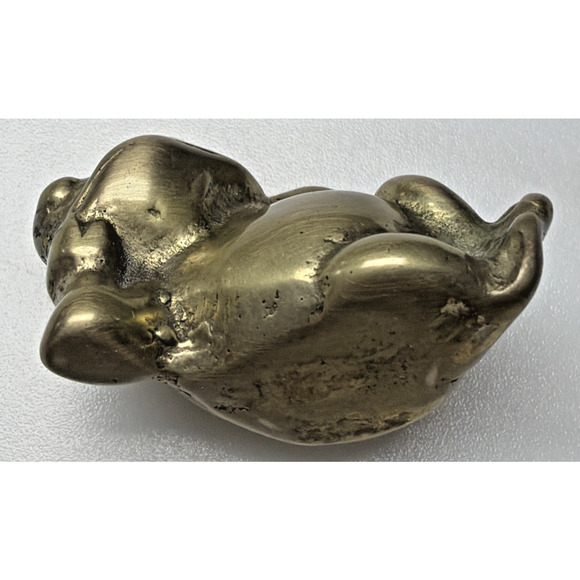 Vintage Mini Brass Frog Figurine Statue Paperweight Posing Laying Down - Picture 8 of 14